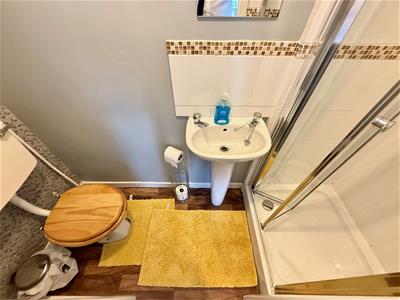 Bed 3 En-Suite Shower Room